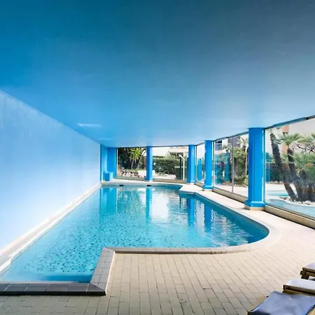 Rare ! 3p Piscines, Plages Et Parking - Rare ! 3p Piscines, Plages Et Parking Mae-2853 *