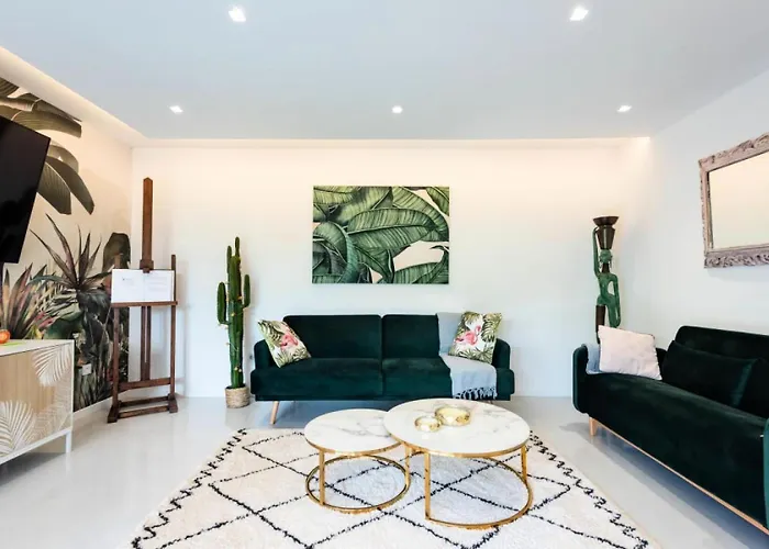 Rare ! 3p Piscines, Plages Et Parking - Rare ! 3p Piscines, Plages Et Parking Mae-2853 Apartment *